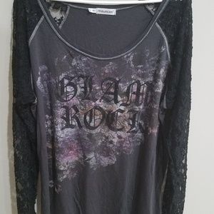 Long lace sleeved shirt